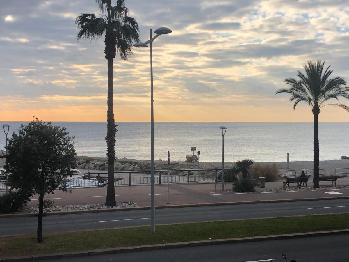 Front De Mer,Plage, Piscine, Parking Cagnes-sur-Mer Buitenkant foto