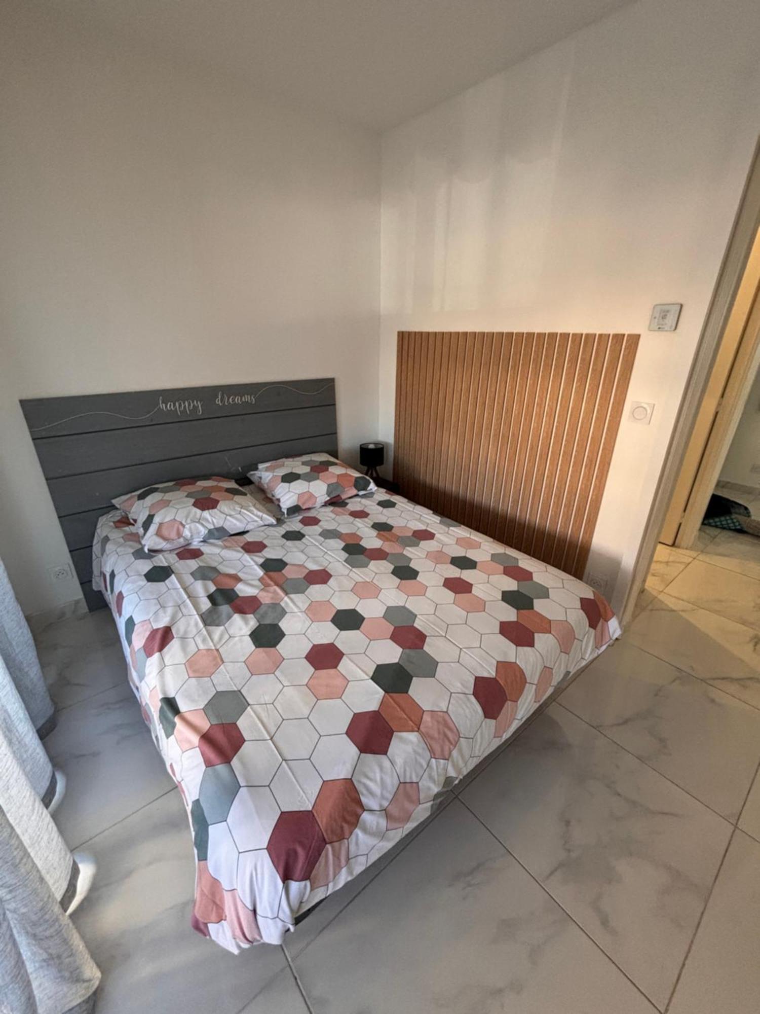 Front De Mer,Plage, Piscine, Parking Cagnes-sur-Mer Buitenkant foto